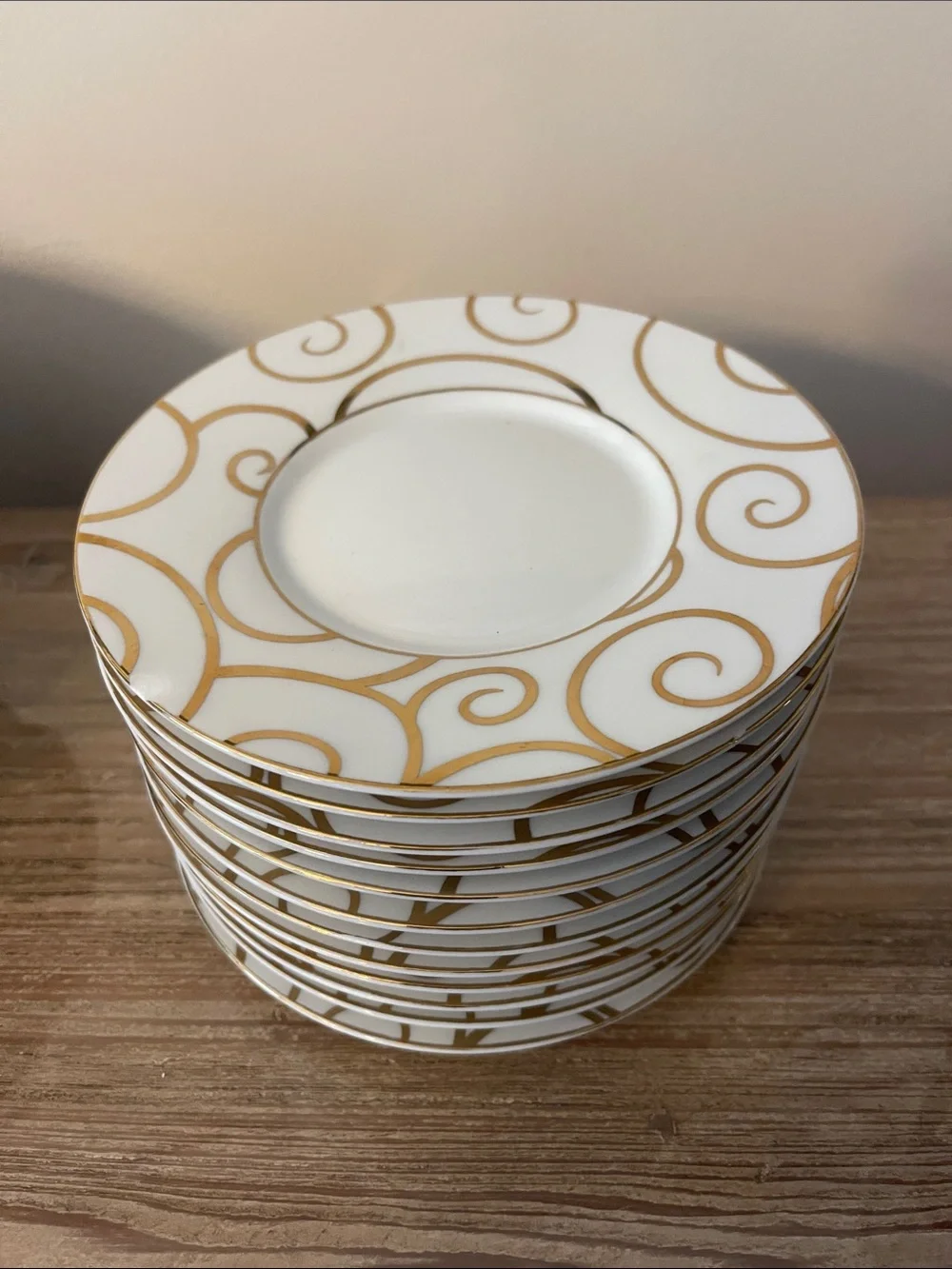 Elegant White and Gold Swirl Saucer - Set of 12